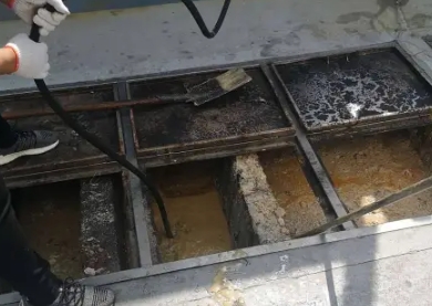 专业机器隔油池清理